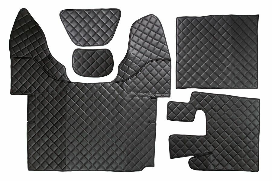фото Коврики черные из 3D эко кожи 1.4 DAF 105 автомат