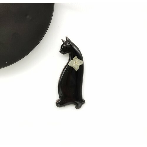 фото Брошь, эпоксидная смола, черный, бежевый j. mi