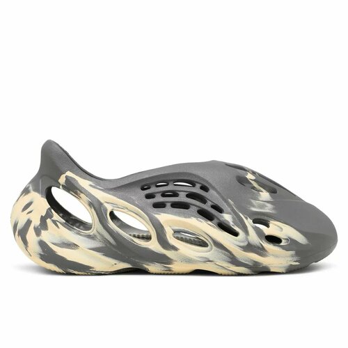 фото Кроссовки yeezy boost 700, полнота r, размер 39, серый металлик