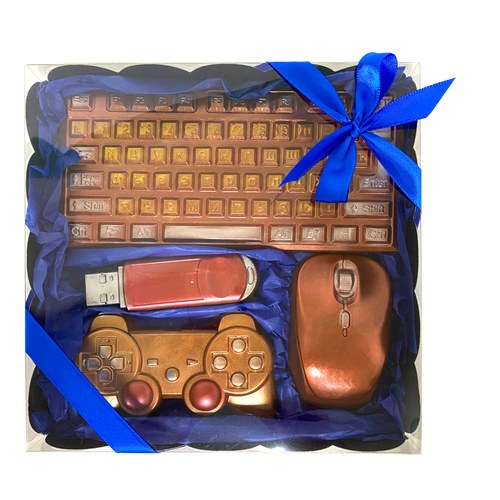 Набор №18 подарочный "Компьютерный" из бельгийского фигурного шоколада 240г