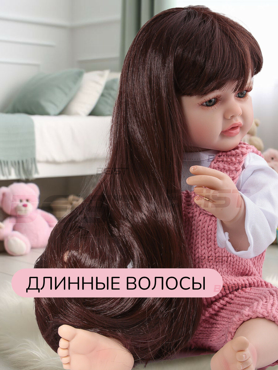 Реалистичная силиконовая кукла девочка Reborn, 55см, вязанный комбинезон, брюнетка — фото 1