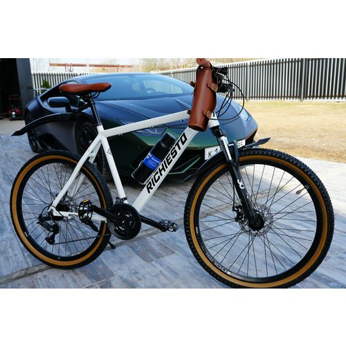 Велосипед горный Richiesto 26 Алюминиевая рама Спортивный Для активного отдыха, модель 2024 года, белый с коричневым велосипед richiesto tt102 26 для активного отдыха черный с синим