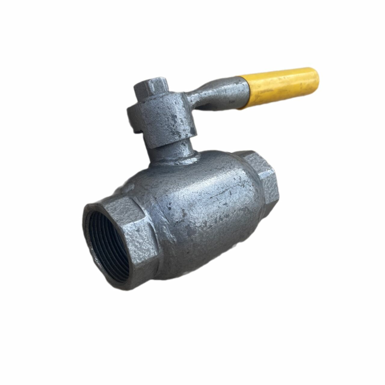 Кран шаровый муфтовый Dn32 Pn16 стальной 11с67п