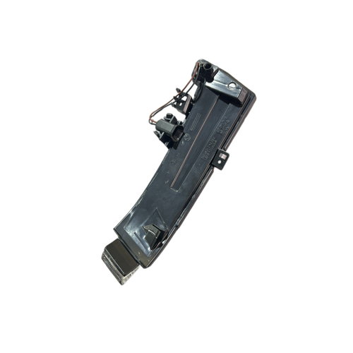 Поворотник в зеркало левый Mercedes W212 W204 W218 207