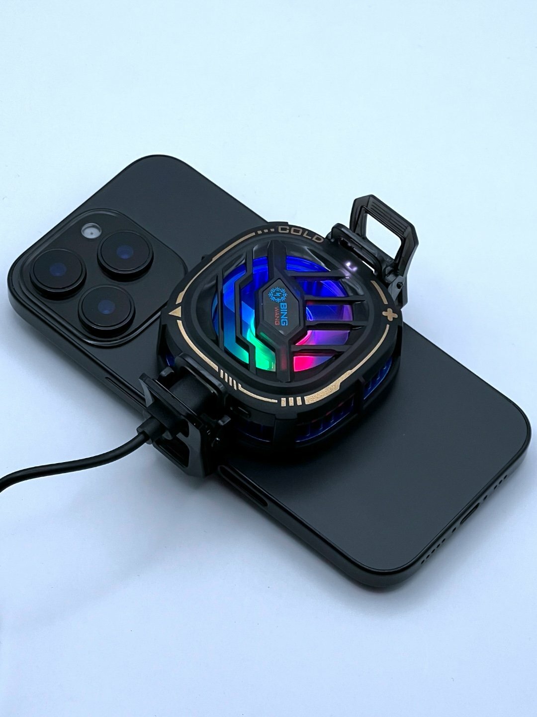 Универсальный кулер для телефона с RGB, USB, разные модели без и с дисплеем — фото 1