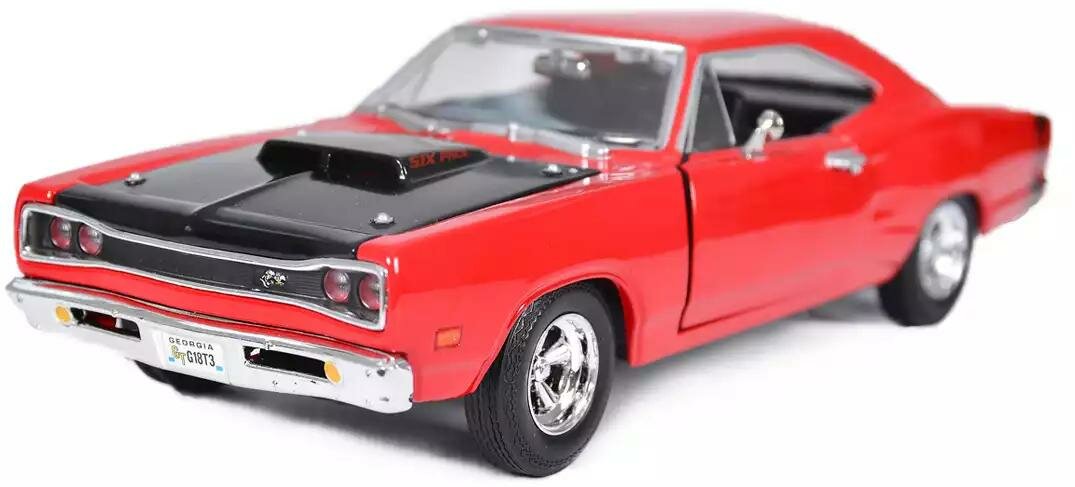 Модель машины Dodge Coronet Super Bee 1:24 73315AC Motormax