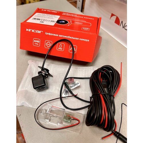 Камера заднего вида INCAR VDC-015MHD для Tiguan I 07-16 Touareg I 02-10 361600₽