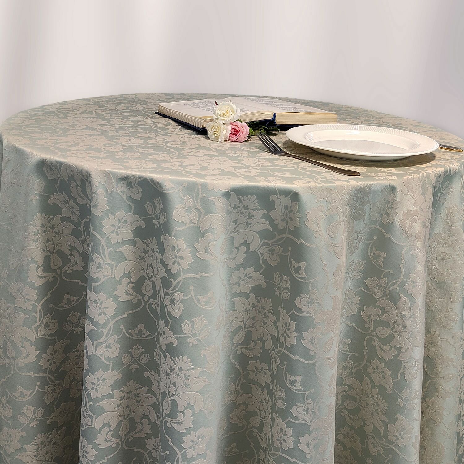 фото Скатерть d-280 см. цвет серо-бежевый цветочный узор 1589 с пропиткой от загрязнений