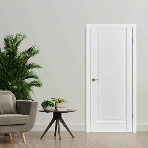 Межкомнатная дверь Классика R1 белая 700х2000 (комплект с наличниками и коробкой)