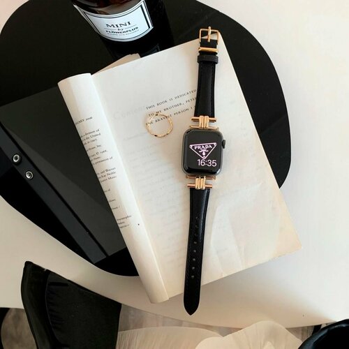 золотистый