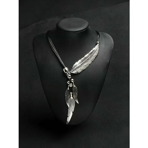 Колье, серебристый