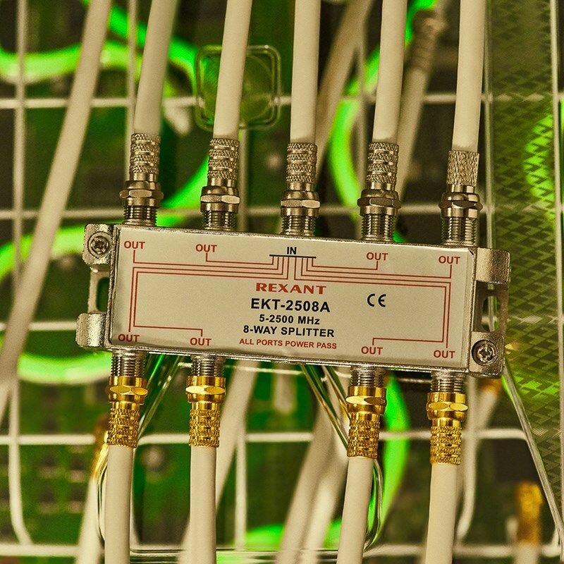 Делитель ТВх8 под F-разъем, 5-2500МГц спутник REXANT