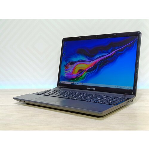 156 Ноутбук Samsung NP300E5A Intel Core i5-2450M 25 ГГц RAM 4 ГБ SSD 120 ГБ NVIDIA GeForce GT 520MX 1 ГБ 1580000₽