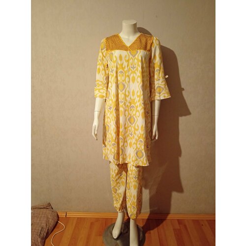 фото Костюм, размер 48, желтый нет бренда