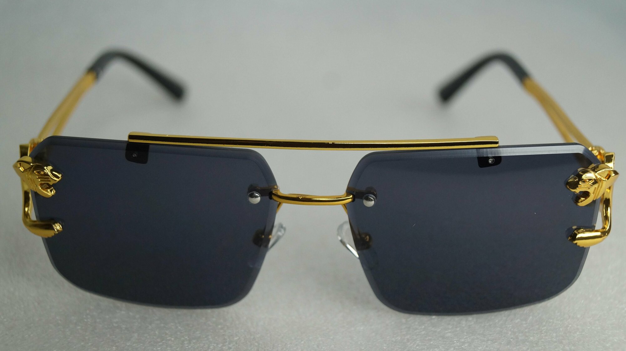 Солнцезащитные очки Jaguar