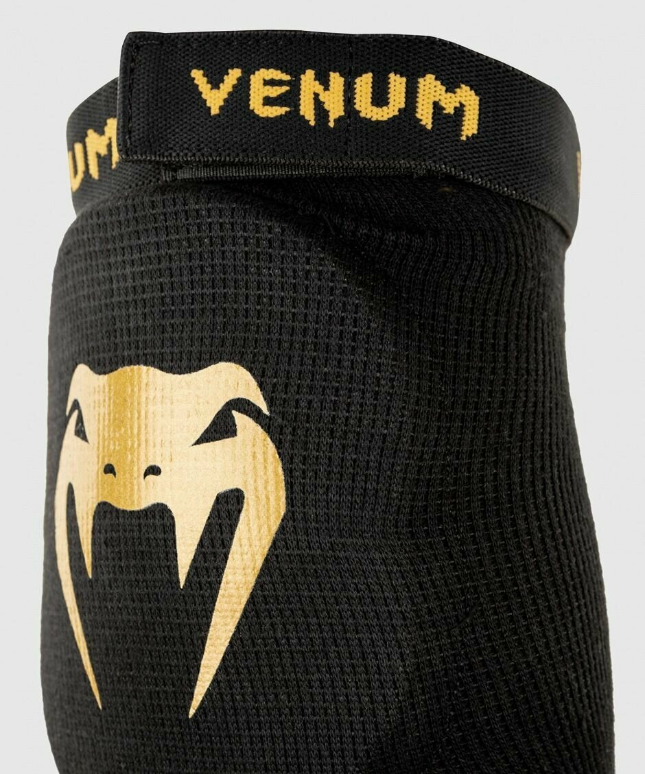 Картинки Налокотники спортивные, защитные для единоборств Venum Kontact - Black/Gold (S)