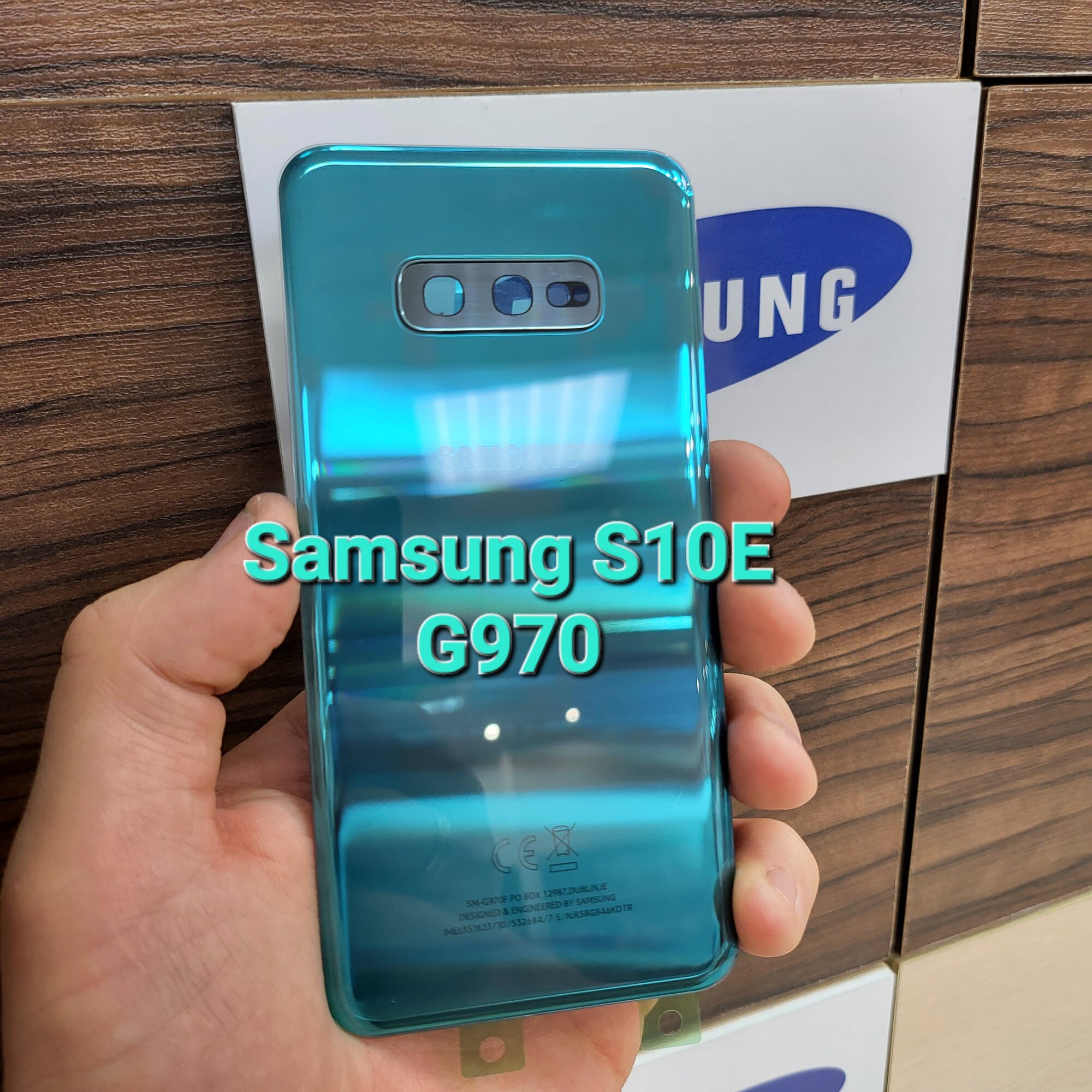 Крышка для Samsung S10E (заднее стекло) "Премиум качество" цвет: зелёный