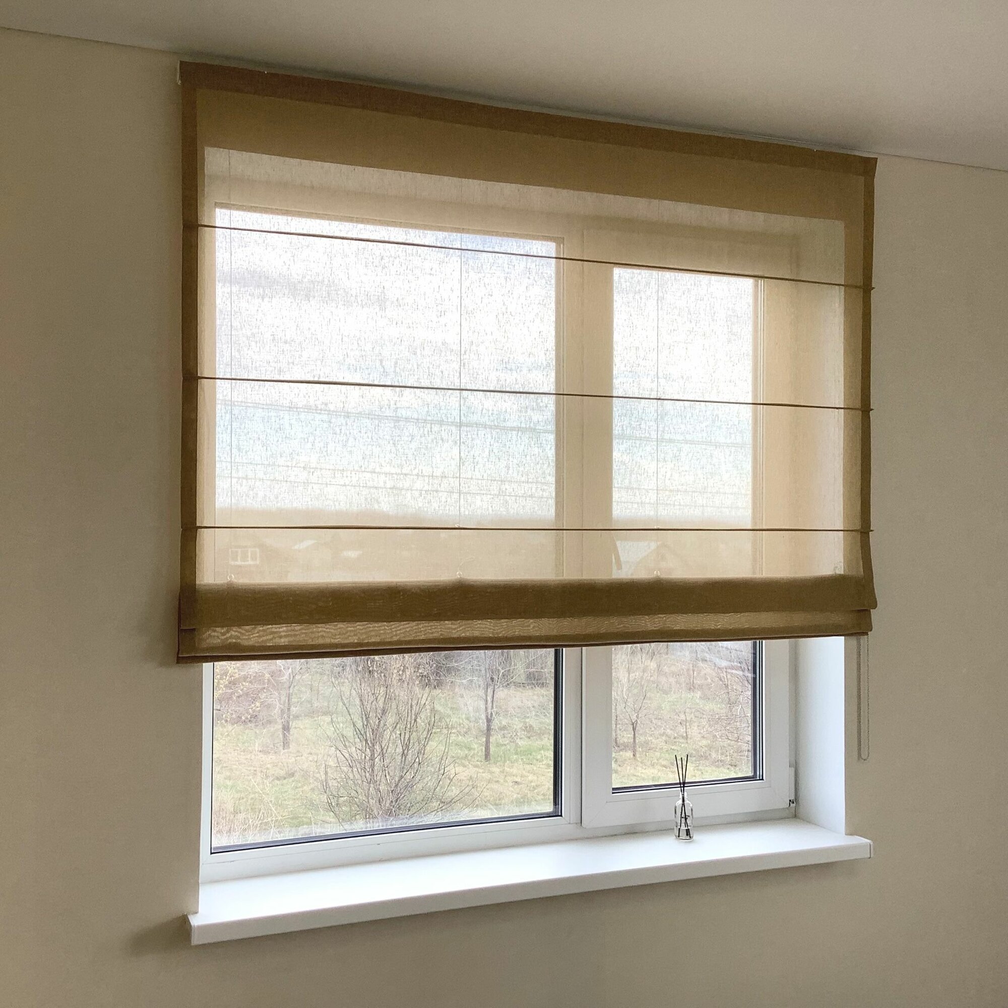 Римская штора Ольха полупрозрачная, тюль-лён, ширина 95/ высота 185 см