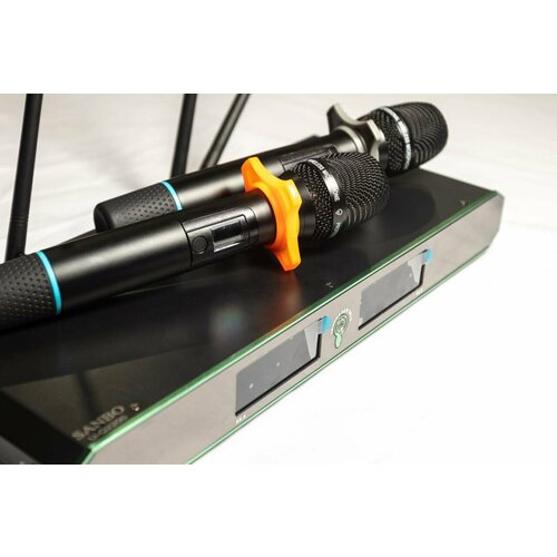 Радиосистема для вокала Sanbo U-Q2200 с двумя микрофонами 3999000₽