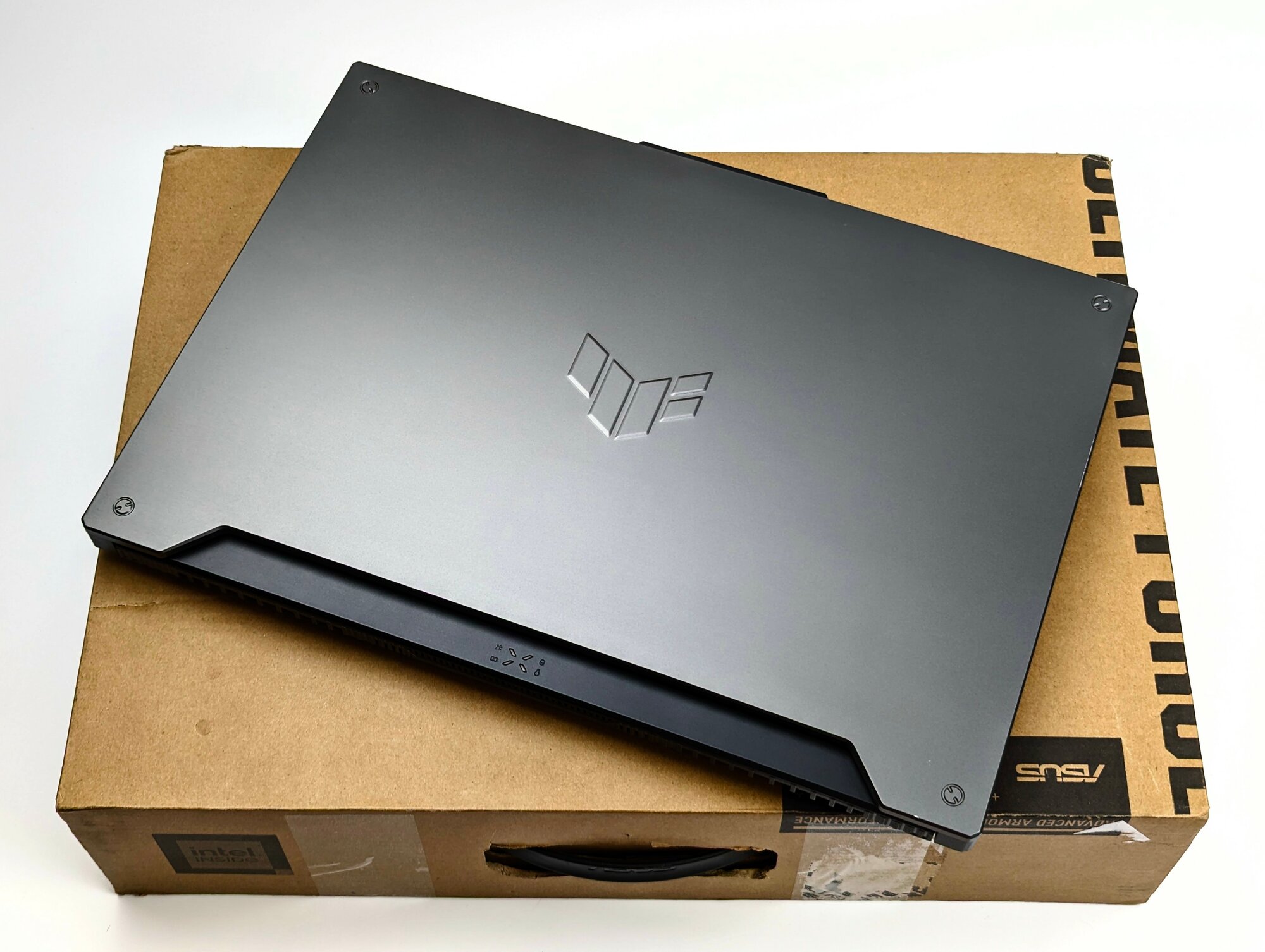 Игровой Ноутбук Asus TUF i7-12700H/RTX3060/16Gb/512Gb/144Hz/Win11