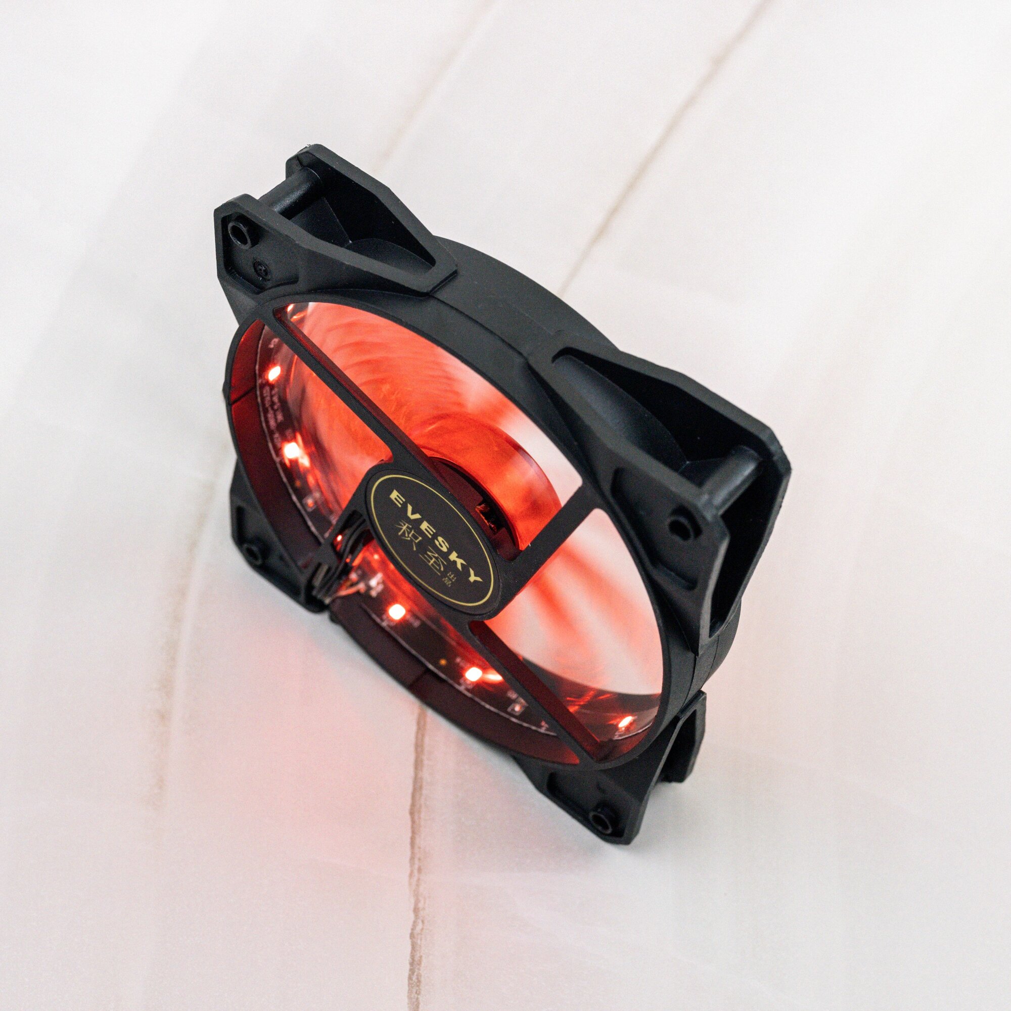 Вентилятор / кулер с подсветкой EVESKY — фото 1