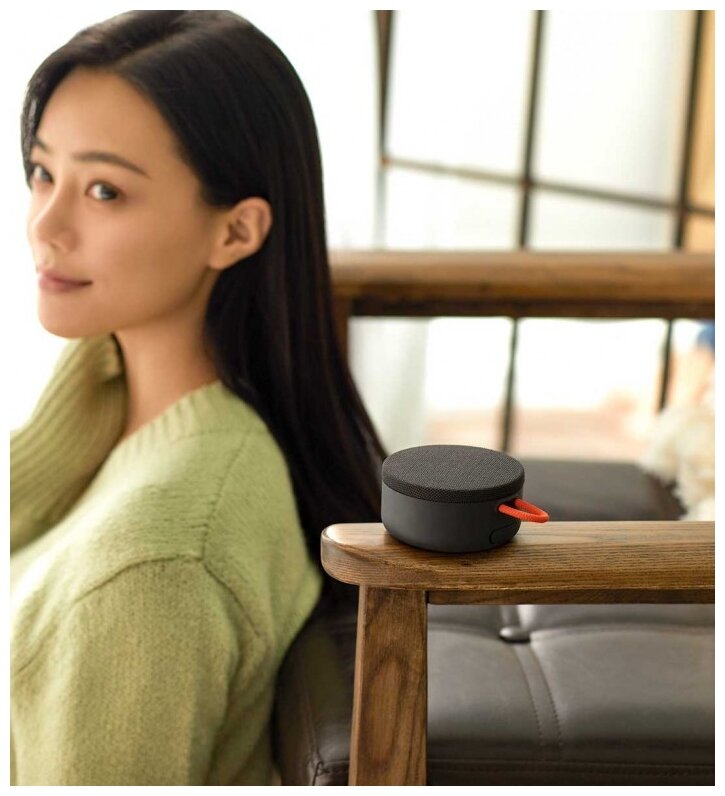 Беспроводная колонка Xiaomi Mi Portable Bluetooth Speaker (BHR4802GL) — фото 1