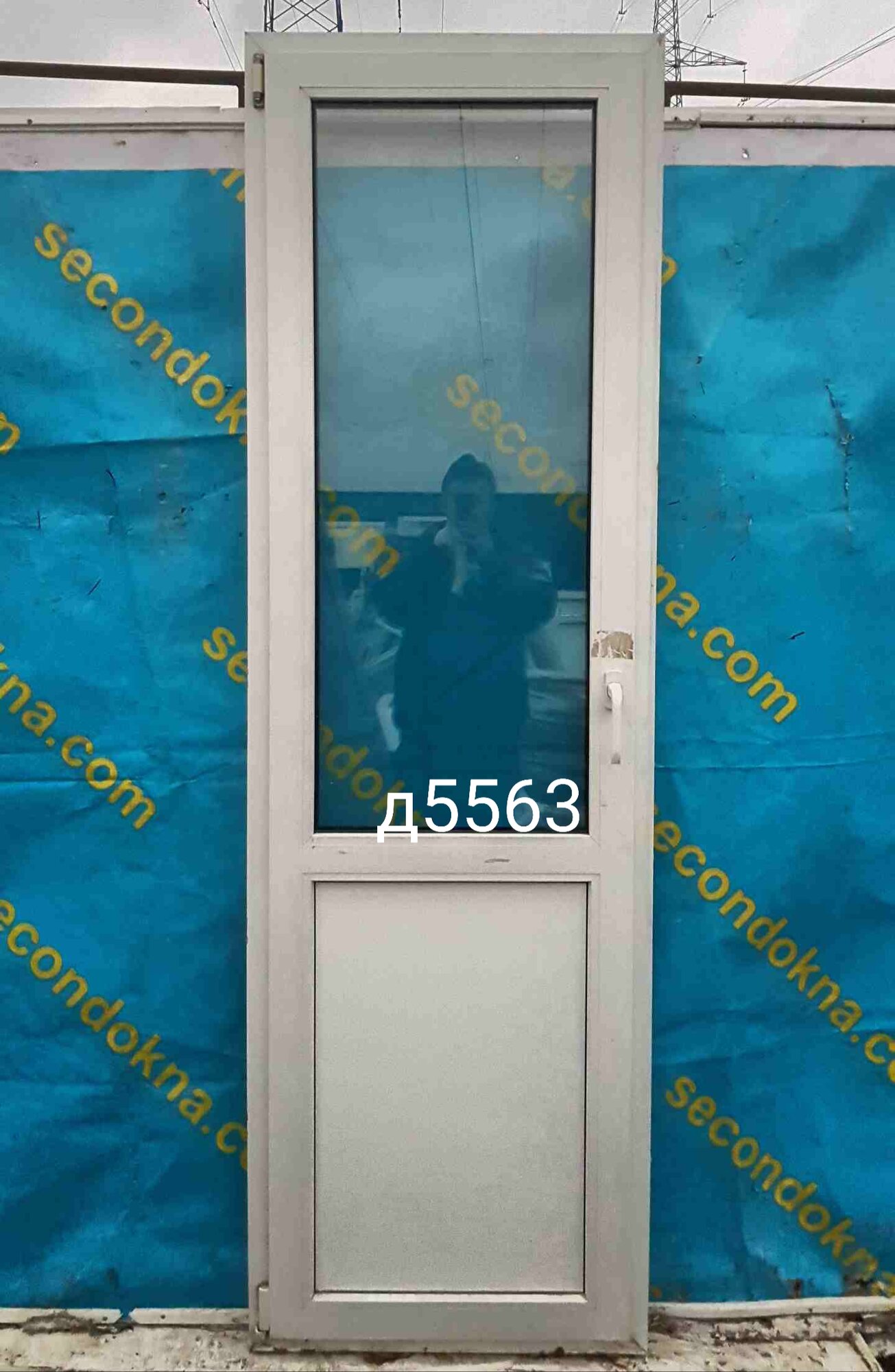 Дверь пластиковая Б/У 2210(в)х680(ш)