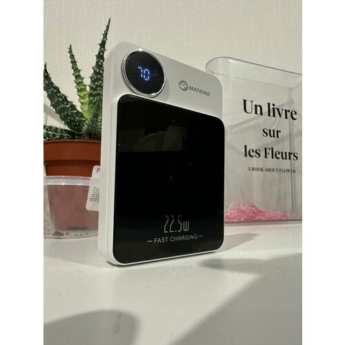 Магнитный внешний аккумулятор MagSafe Power Bank 5000mAh 15 Вт 1500₽