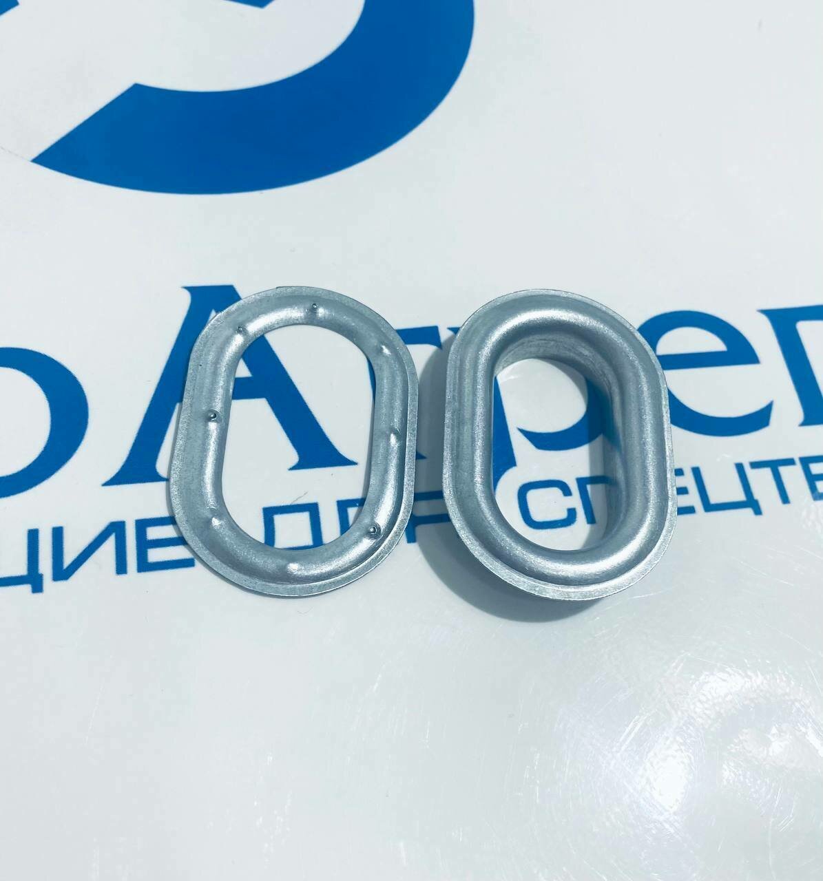 фото Люверс Л-37 оцинкованный металлический (10 штук)