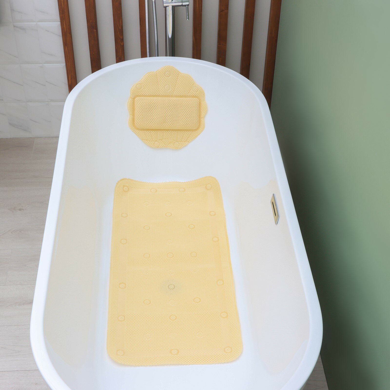 SPA-коврик для ванны с подушкой «Лотос», коврик 89×44 см, на присосках, цвет бежевый