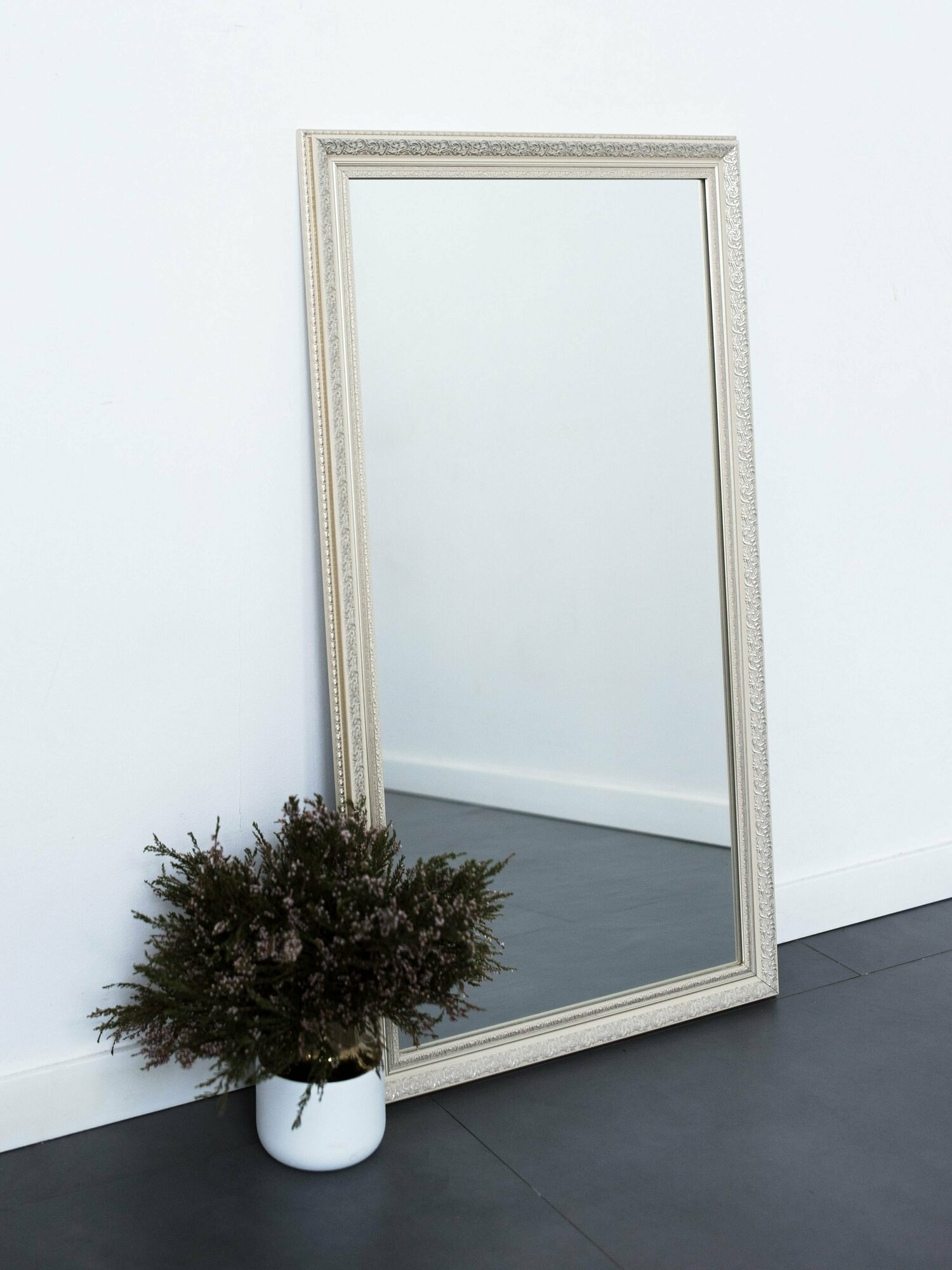 фото Зеркало декоративное настенное PB