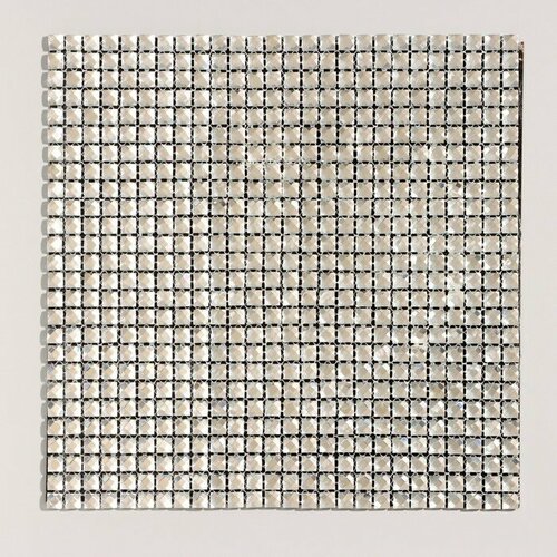 Панель самоклеящаяся 3030см мозаика клетка серебристая 830₽