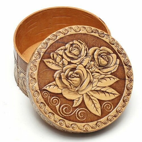 фото Шкатулка сувенирная из бересты "Розы" 85*85*45