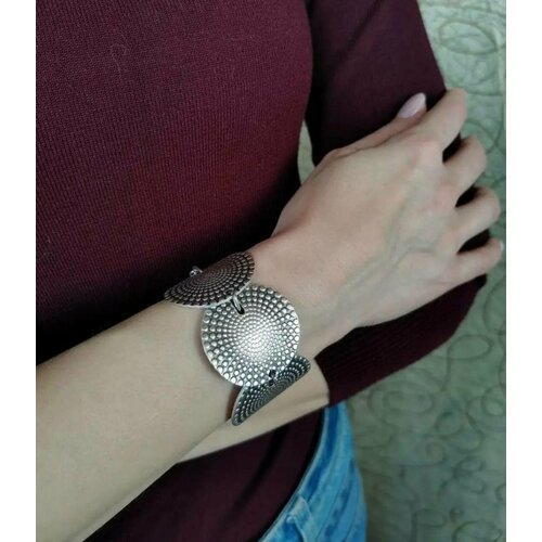 Браслет, размер 19 см, размер one size, серый, серебристый