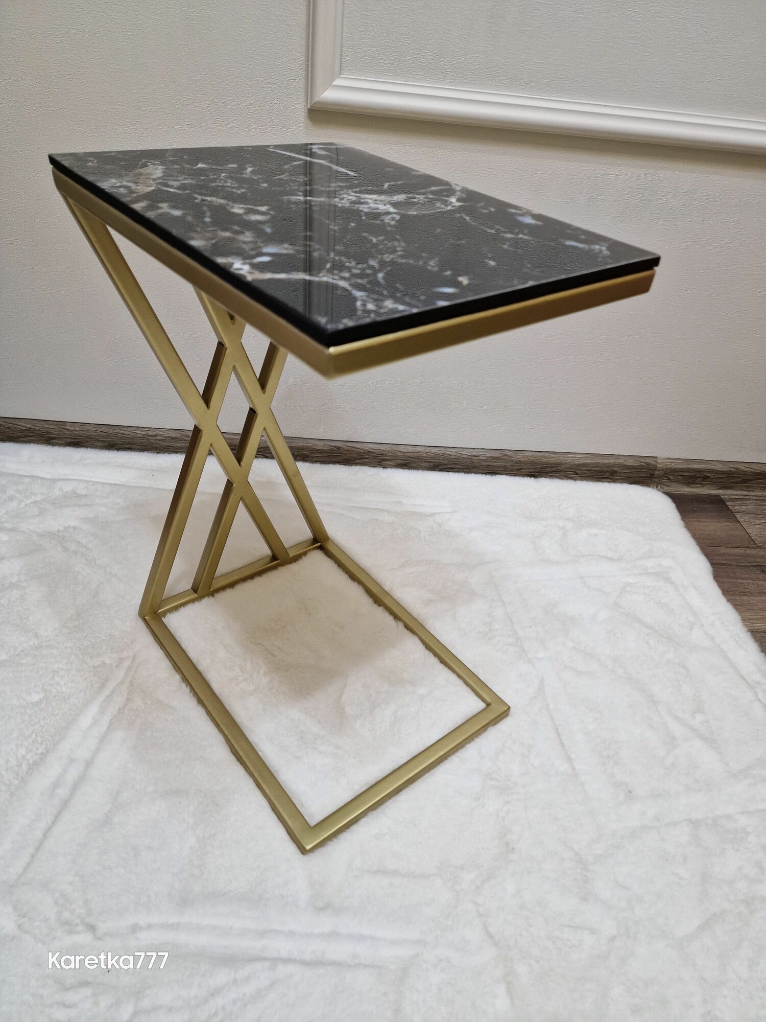 фото Столик Голд