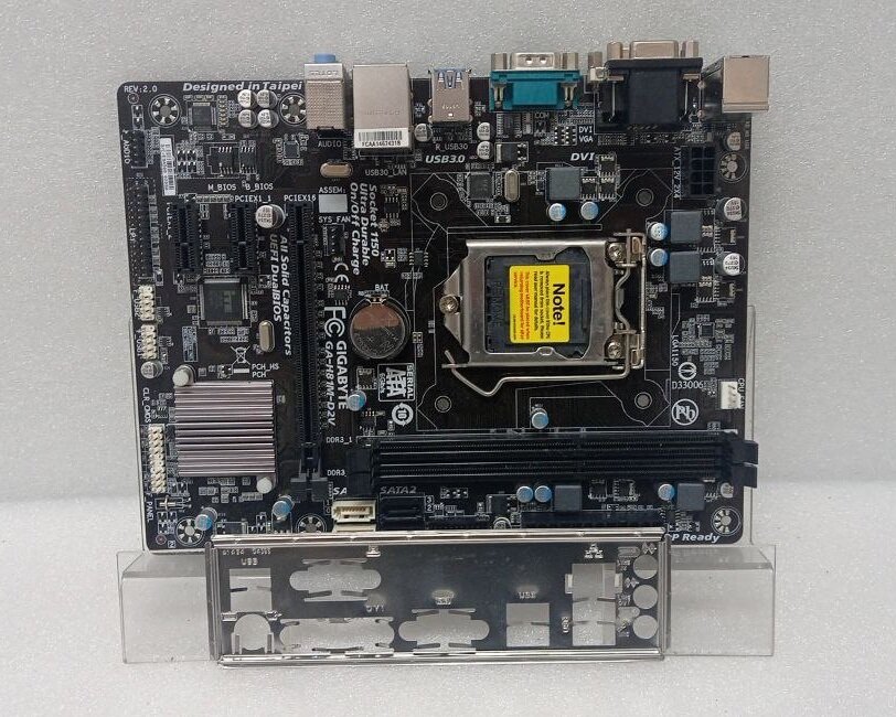 Материнская плата GIGABYTE GA-H81M-DS2 socket 1150 уценка