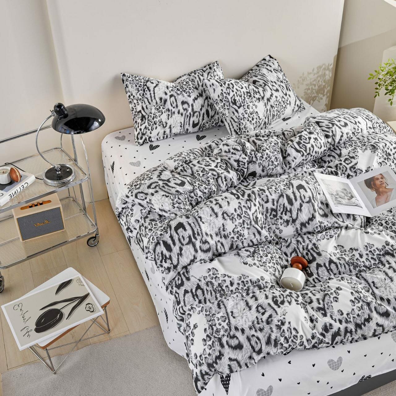 фото Комплект Постельного Белья аланна Семейный Леопард / простыня 220x240 / пододеяльник 160x220 2шт. / Наволочки 50х70см. 2шт.70x70-2шт.