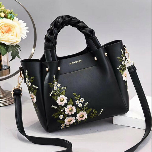 Сумка кросс-боди фактура гладкая чёрный 3290₽