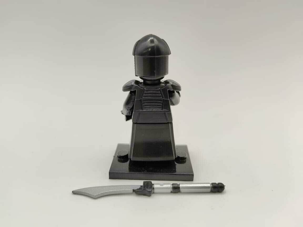 Минифигурка "Преторианец Сноука в черной броне версия 3" — фото 1