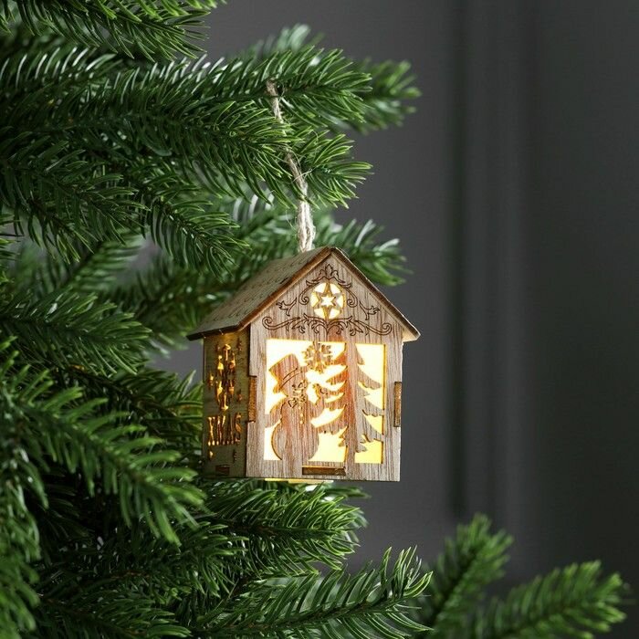 Елочная игрушка Luazon Lighting "Домик со снеговиком и елкой", Xmas, на батарейках, теплое белое свечение