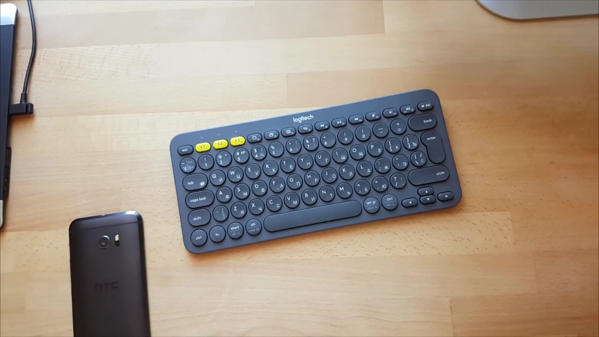 Беспроводная клавиатура Logitech K380 Multi-Device Bluetooth, L920-009589, белая — фото 1