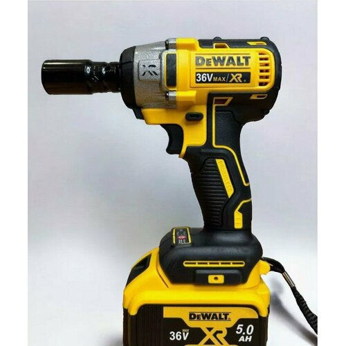 Гайковёрт Dewalt аккумуляторный ударный 36V 4289000₽