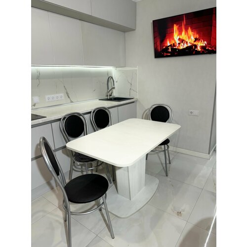 Кухонный стол и стулья комплект , Обеденная группа