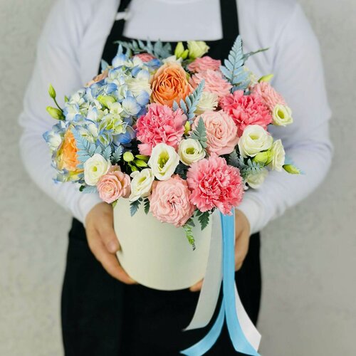 Изображение товара Яркий микс в шляпной коробке. Rybe-flowers.