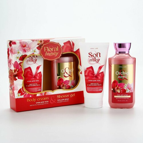 Подарочный набор косметики гель для душа и крем для тела 790₽