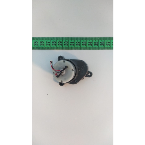 Двигатель боковой щетки правый для ilife A4s A4 A40 x620 X623 ilife A6 A8 ZACO A8s 750₽