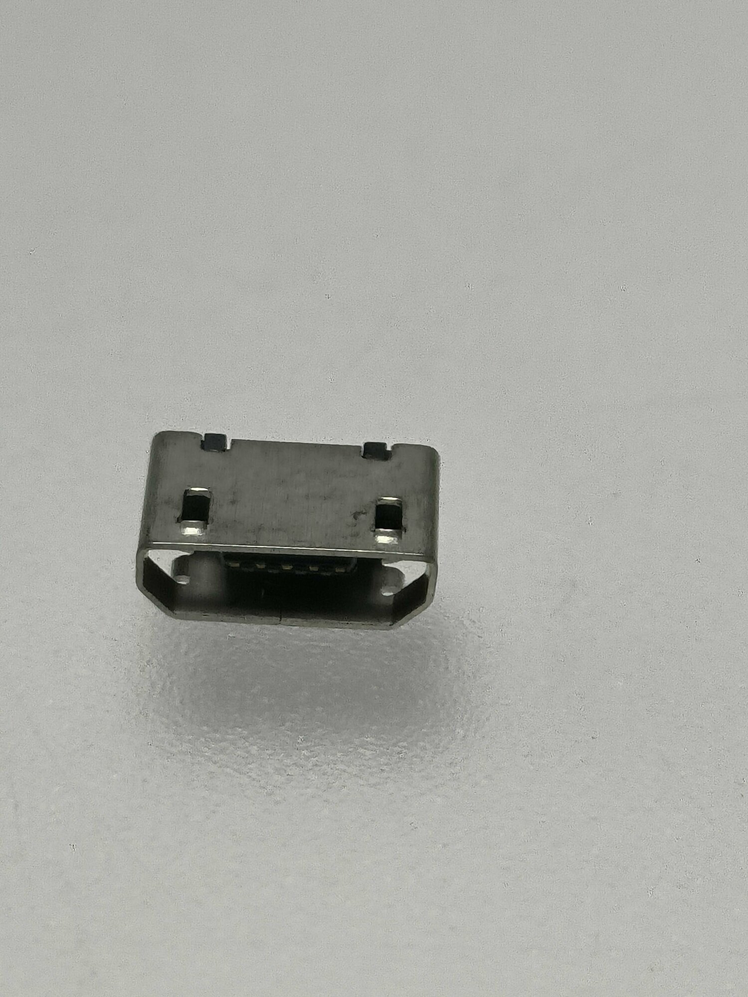 Разъем зарядки micro usb для аудиоколонки defender g30
