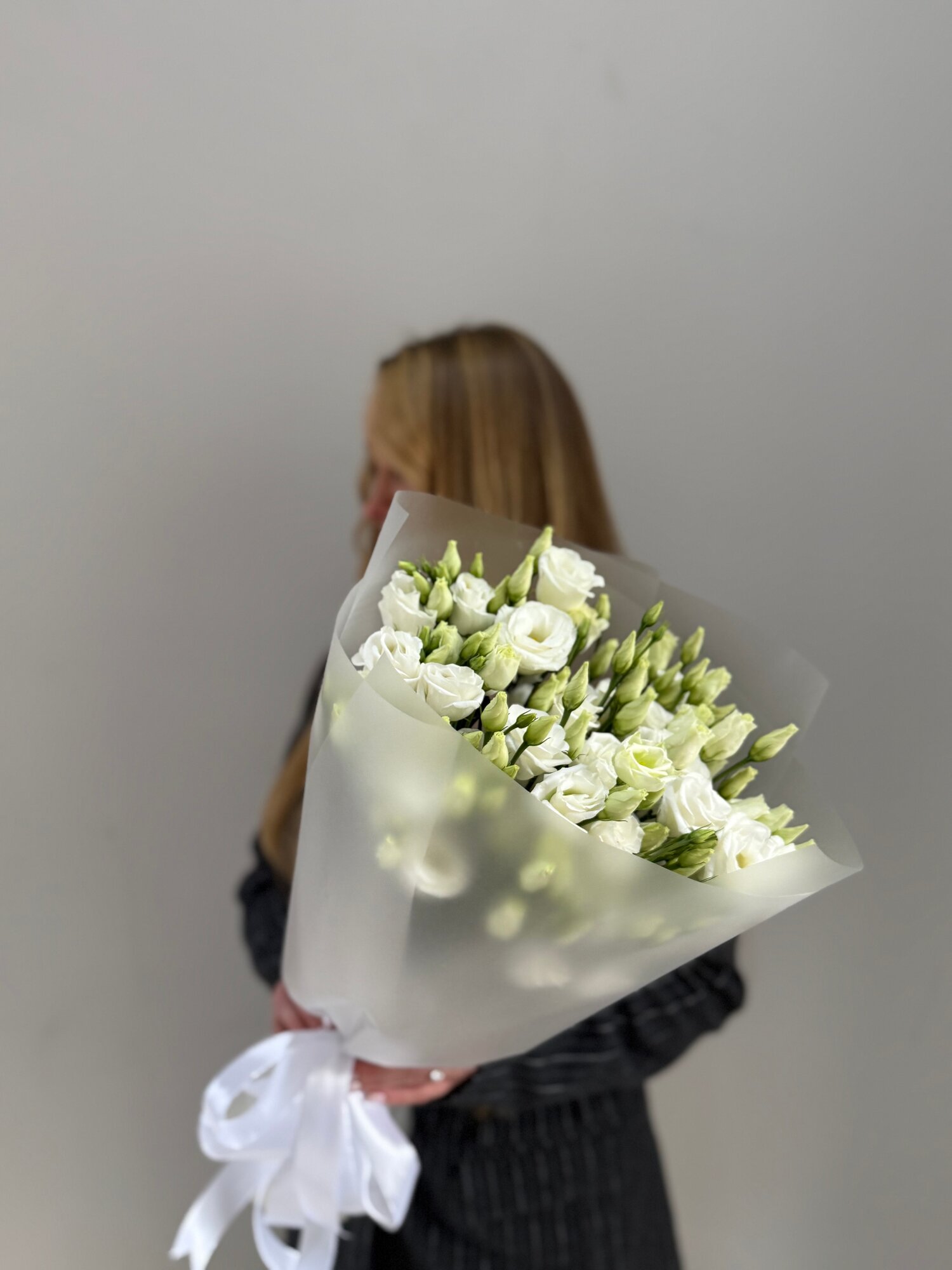 Букет из белых эустом (живые цветы) 9 веток нежный букет