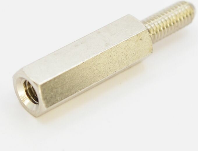 Стойка VOGT M30015.01.65 Дистанцирующая стойка с резьбой 15мм Внутр. резьба: M3 латунь 1шт