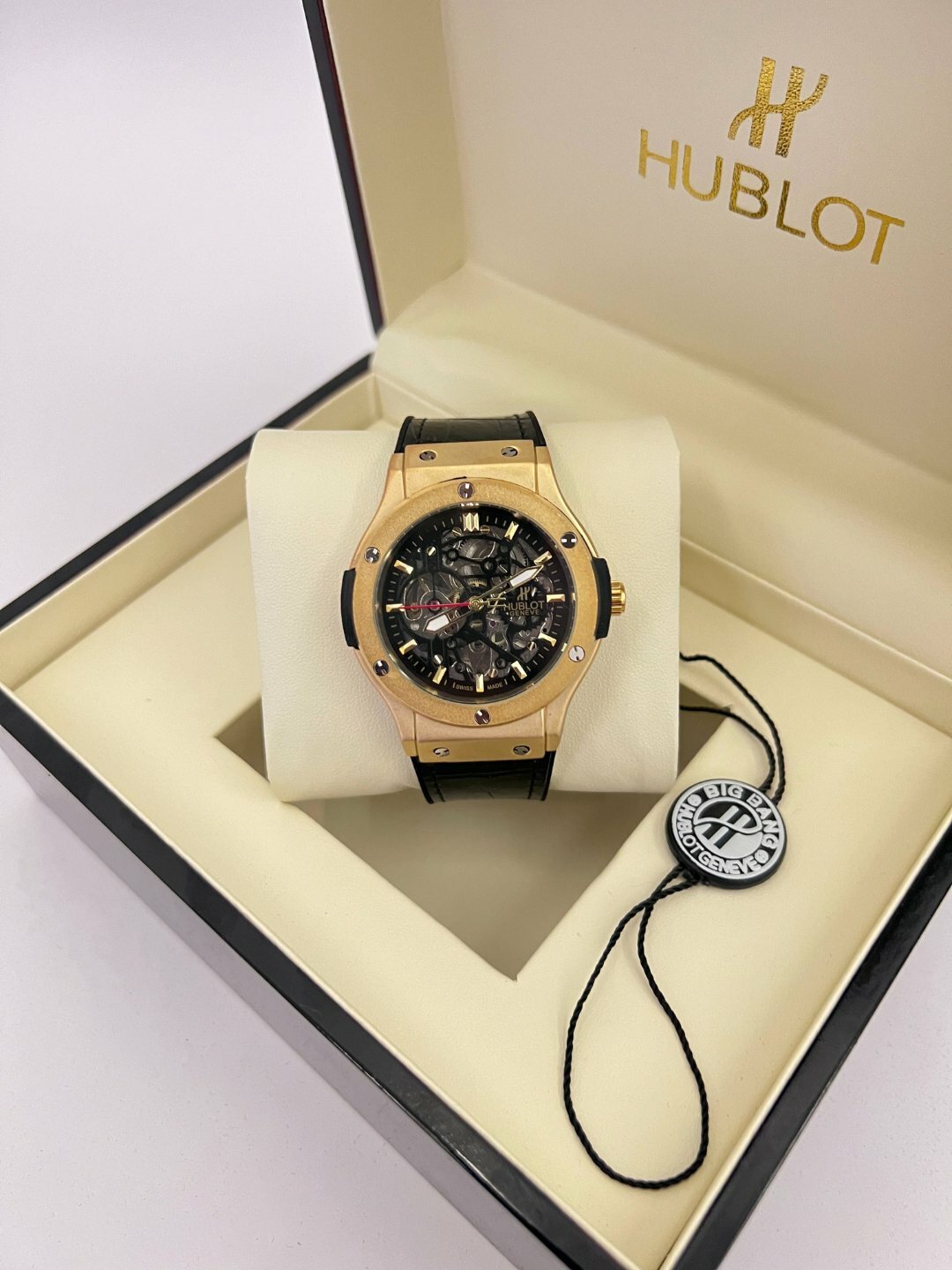 Наручные часы